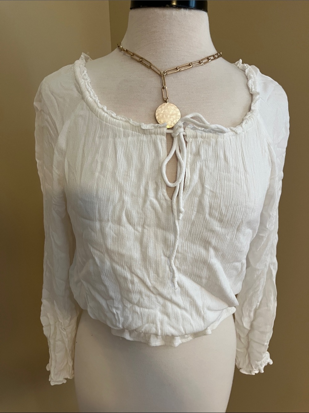 Hollister White Crinkle Tie-Neck Peasant Top